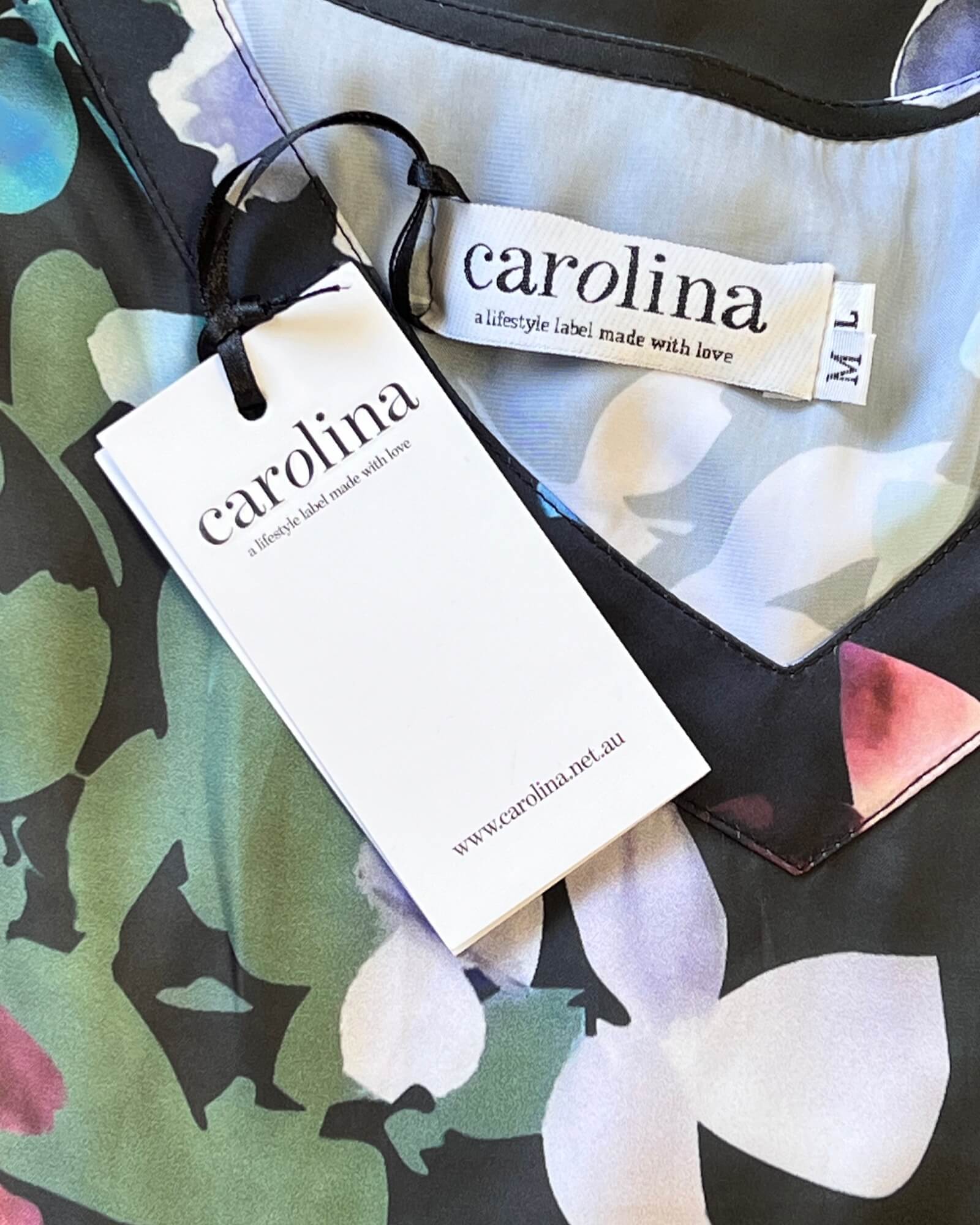 Carolina Nice Tunic Size M/L NEW