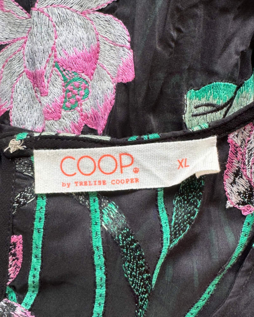 COOP by Trelise Cooper Size XL