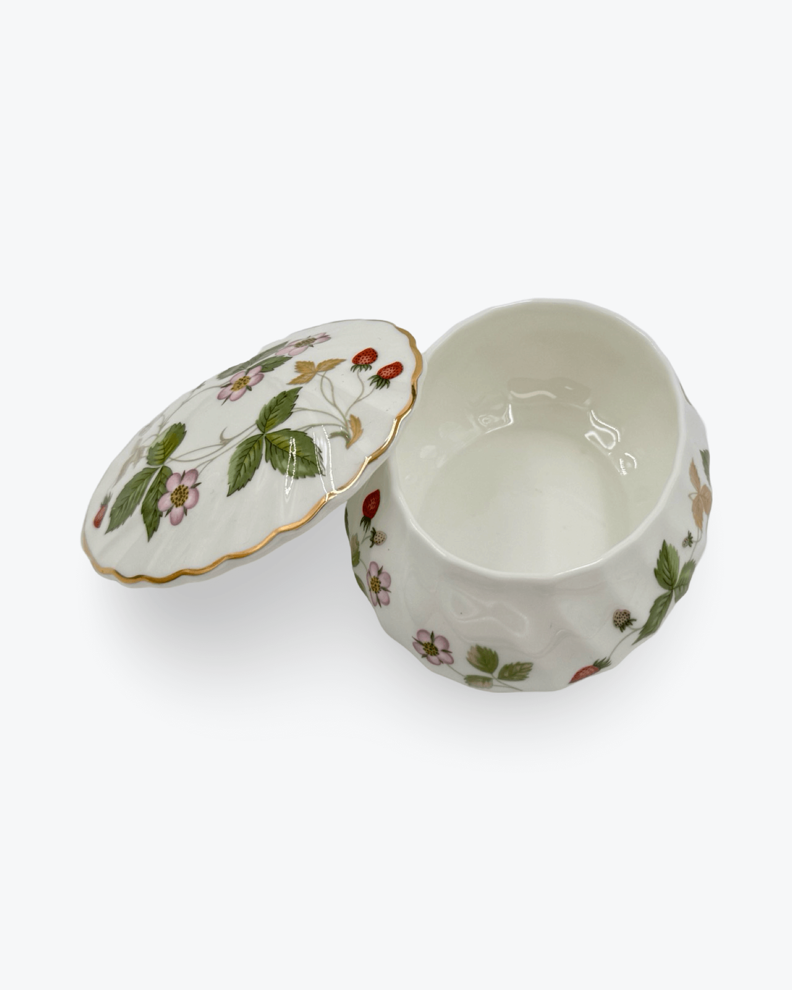 Wedgwood Wild Strawberry Set