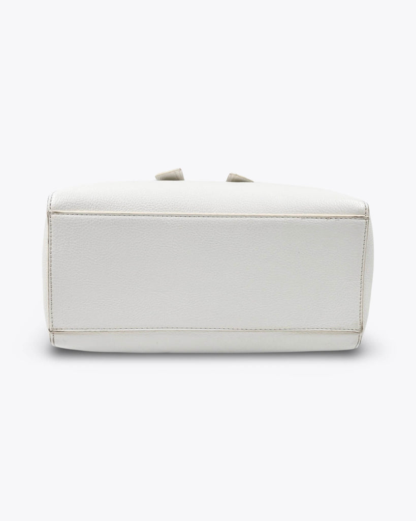 Review White Bow Bag