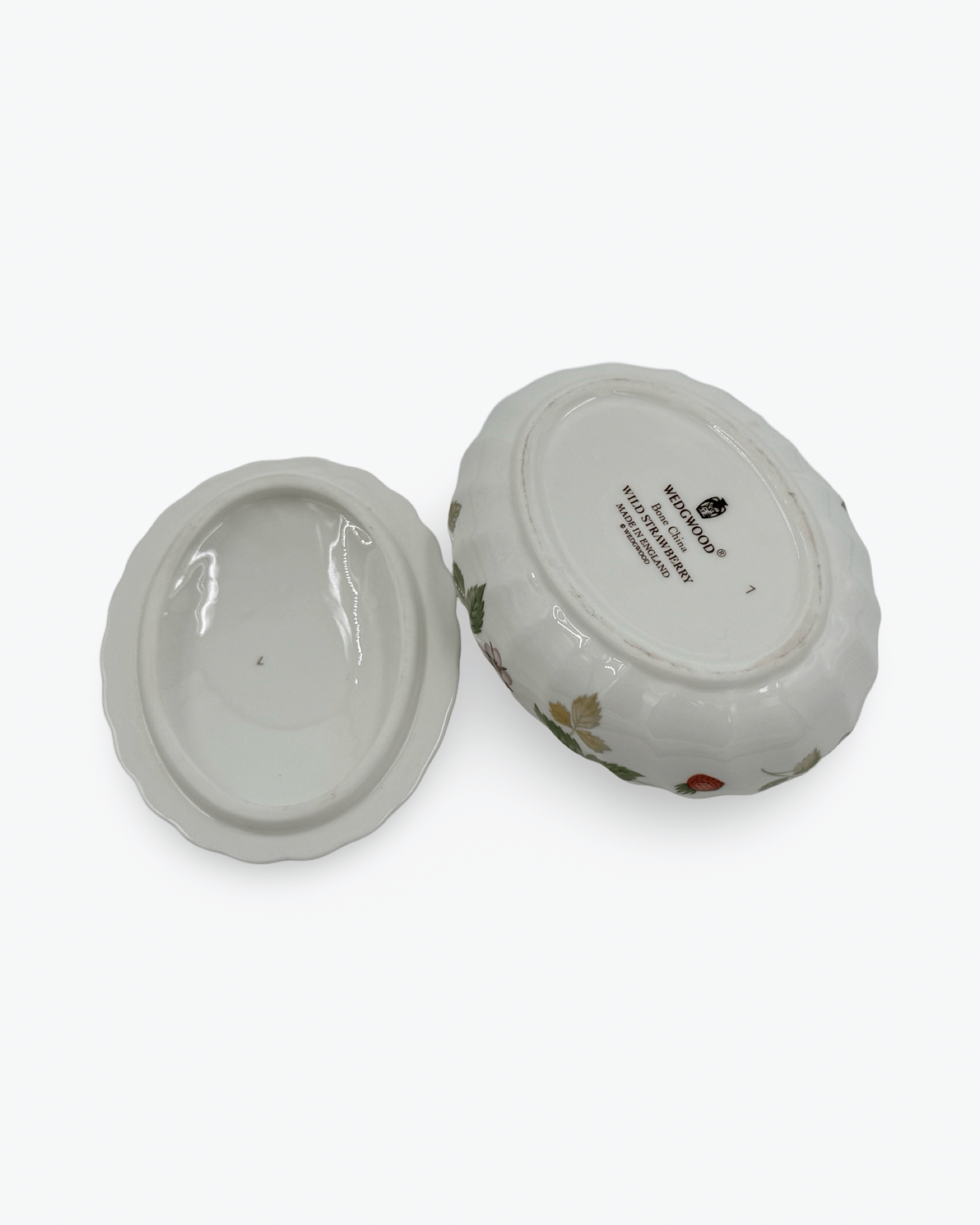 Wedgwood Wild Strawberry Set