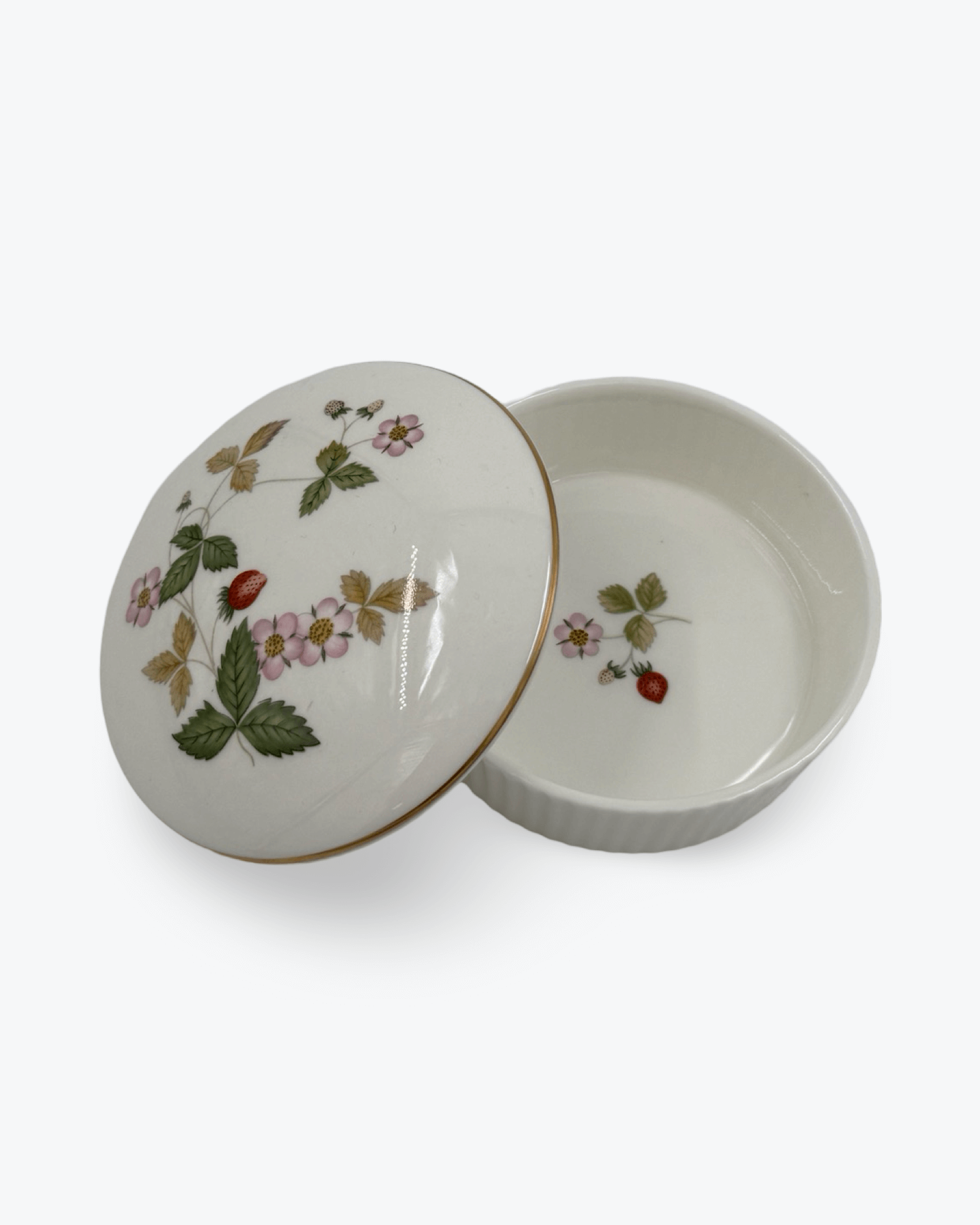 Wedgwood Wild Strawberry Set