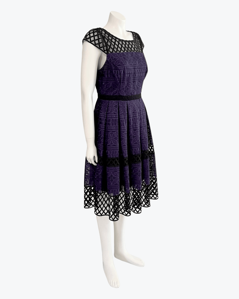 Review Lace Dress - Size 12